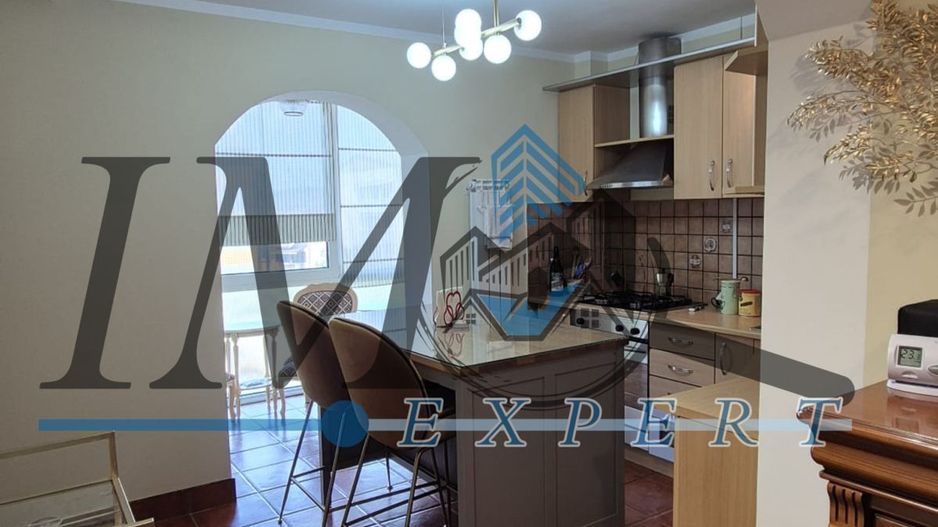 Apartament 3 camere zona Tolstoi etaj 3 - Poză 2