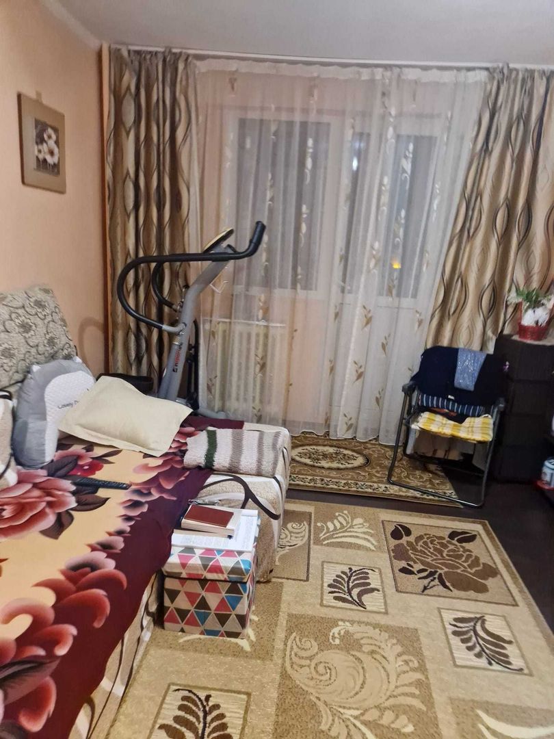 Apartament Moisil // Tei - Poză 1