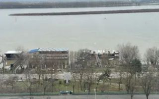 Apartament 3 Camere | Panorama Superbă la Dunăre - Poză 1