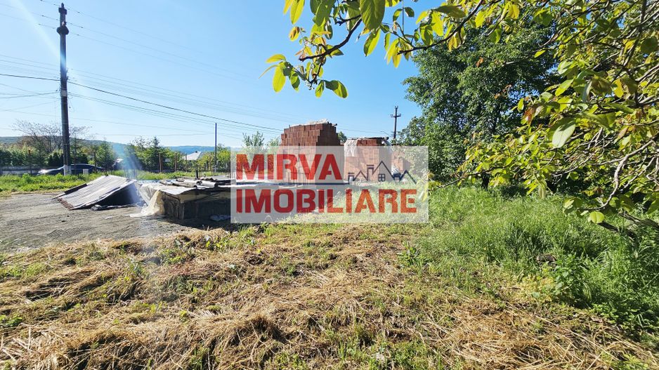 Teren de vânzare în Lapoș – 1000 mp cu beci - Poză 9