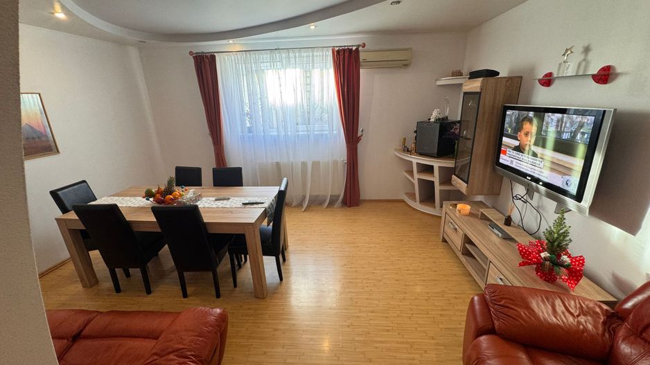 Casa 9 camere Glina 350 mp utili 1000 mp teren - Poză 10