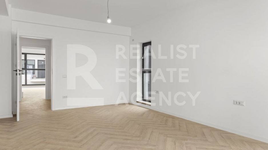Casă nouă, spațioasă și elegantă, 7 camere, Lângă Pădurea Crețuleasca - Poză 22