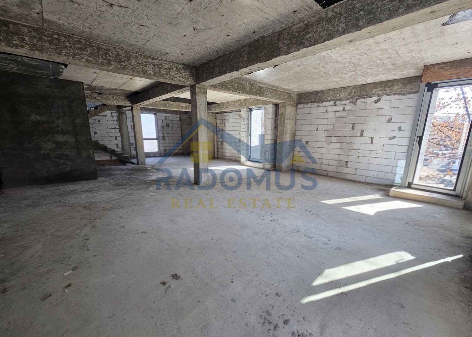 Oportunitate unică de închiriere – Clădire de birouri ultracentrală - Poză 17