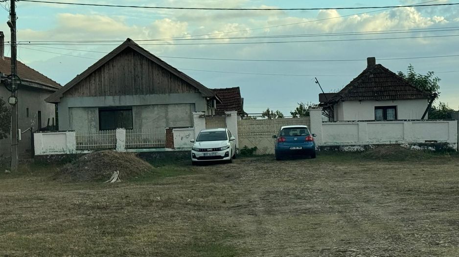Casa Constructie Noua Les + Teren 4900 MP - Poză 2