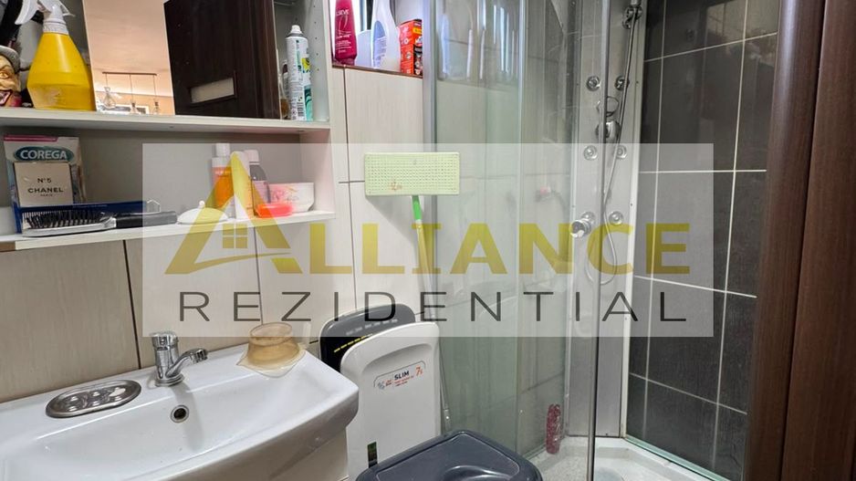 Vila individuala 7 camere - 3 bai { Strada Orizontului } - Poză 23