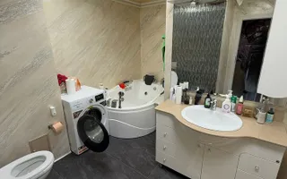 Apartament 3 camere transformat in 2 camere- Etaj 1 - Poză 13