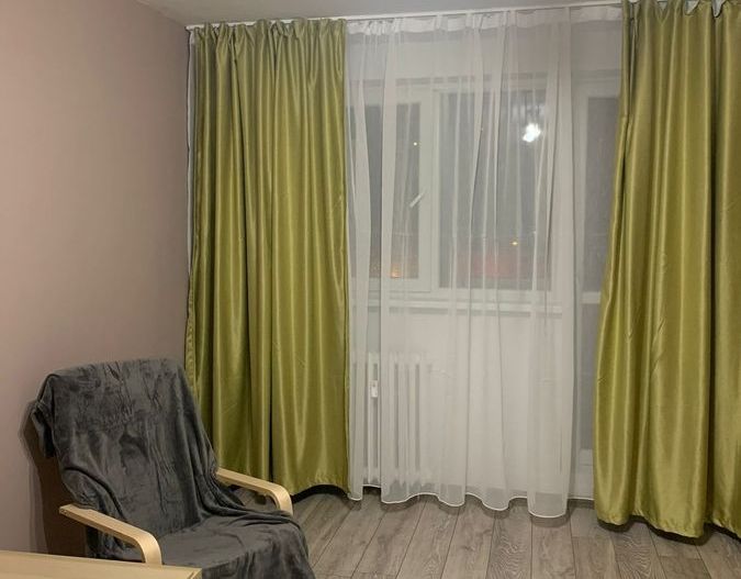 Garsonieră decomandată Titan-Sălăjan, balcon, etaj 2, aproape metrou - Poză 1