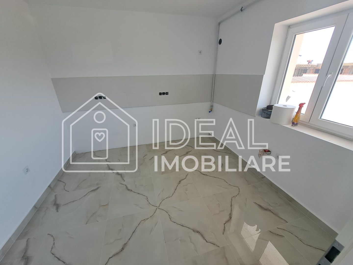 Duplex  Modern LA CHEIE cu 4 camere si gradina ,in Cristian - Poză 5