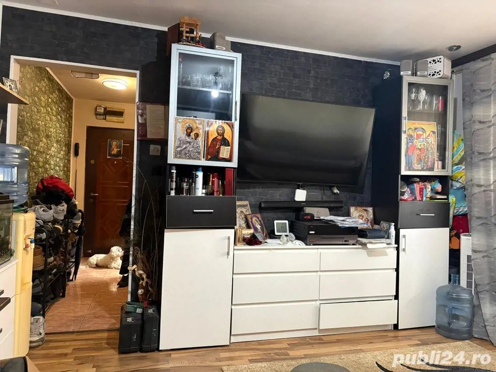 2 camere Torontalului  2-3 minute mers pe jos de Iulius Mall - Poză 1