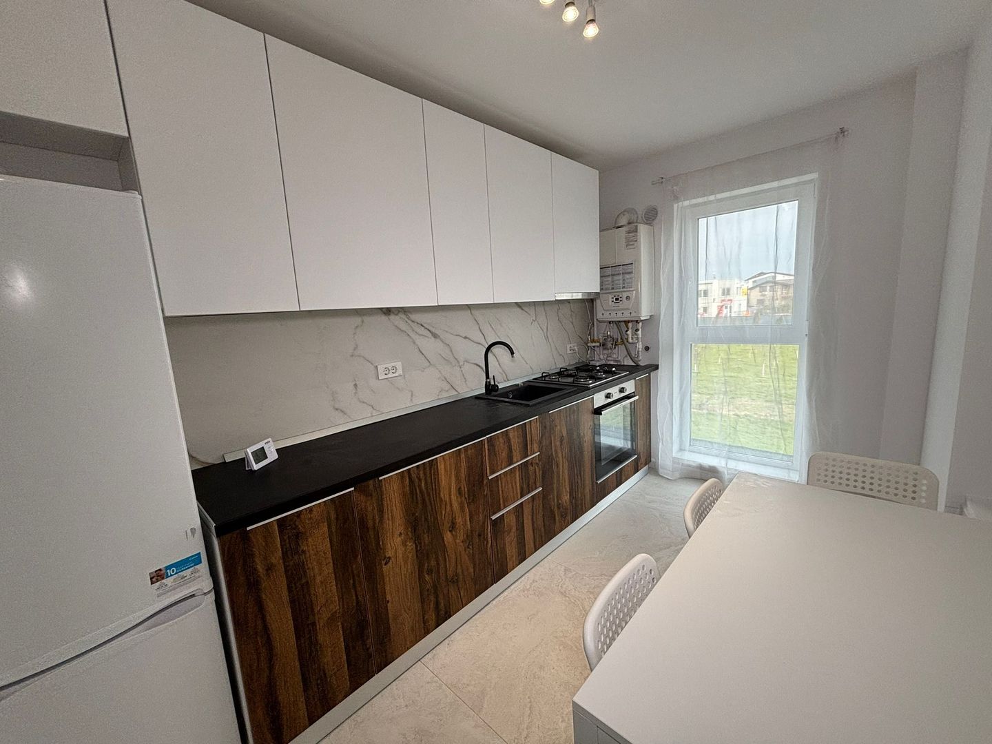 AP. 2 CAMERE SALAJAN- CENTRALA PROPRIE, BUCATARIE INCHISA, COMISION 0% - Poză 1