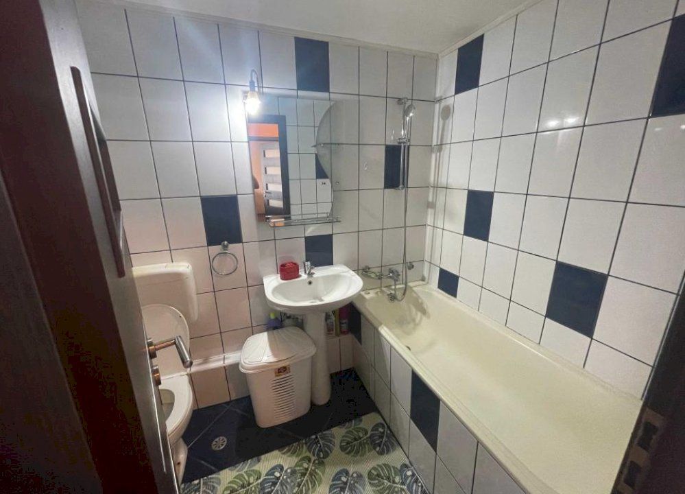 Vanzare Garsoniera transformata in  2 camere , Parcul Sebastian, 13 Septembrie - Poză 6