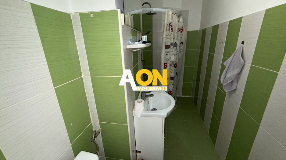 De vanzare apartament 3 camere, etaj 1, Cetate - Poză 7