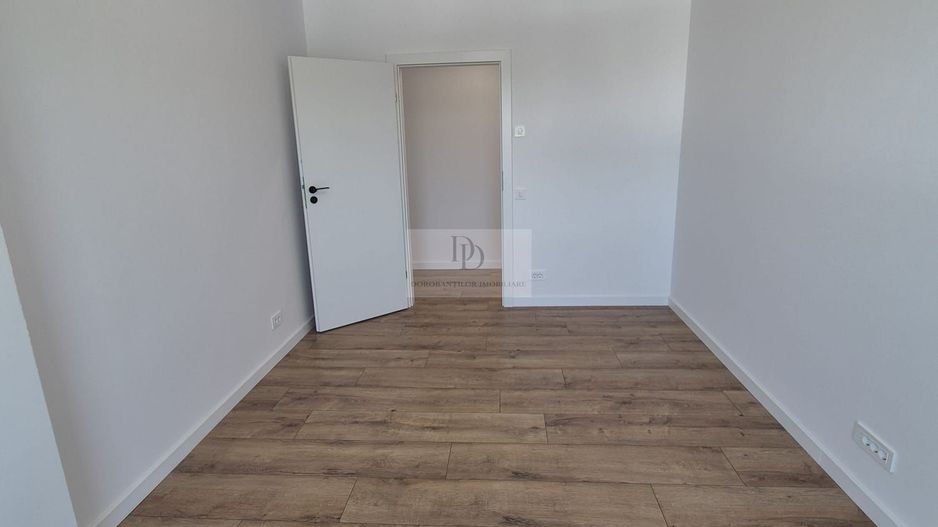 Vanzare 3 camere- 78 mp + 2 balcoane– parcare- Cartier Iris - Poză 4