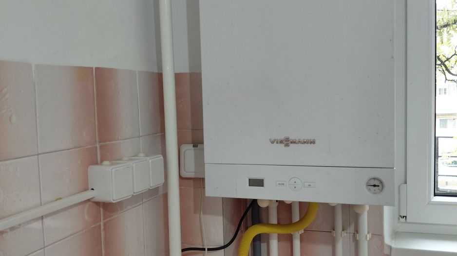 Apartament 3 camere decomandat 68 mp Galati zona IREG - Poză 16