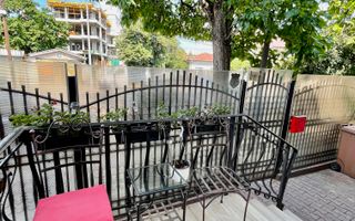 Vila cu 5 camere //2 parking// Zona Domenii - Poză 2