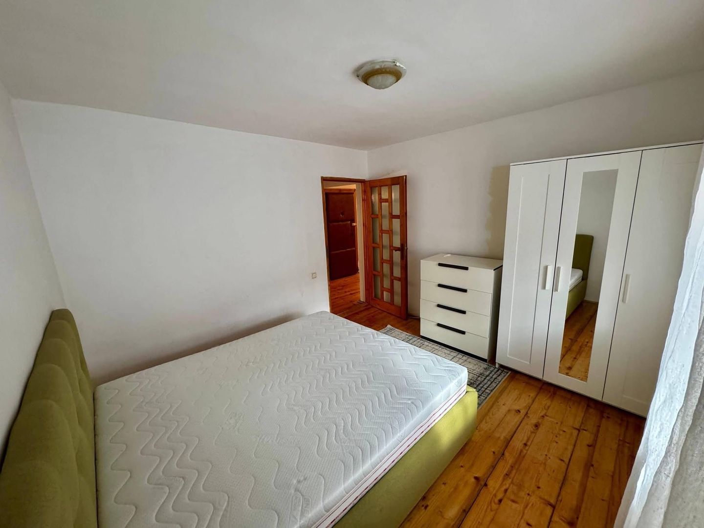 Vând apartament cu 2 camere, decomandat, 55 mp, parter, zona Steaua. - Poză 5