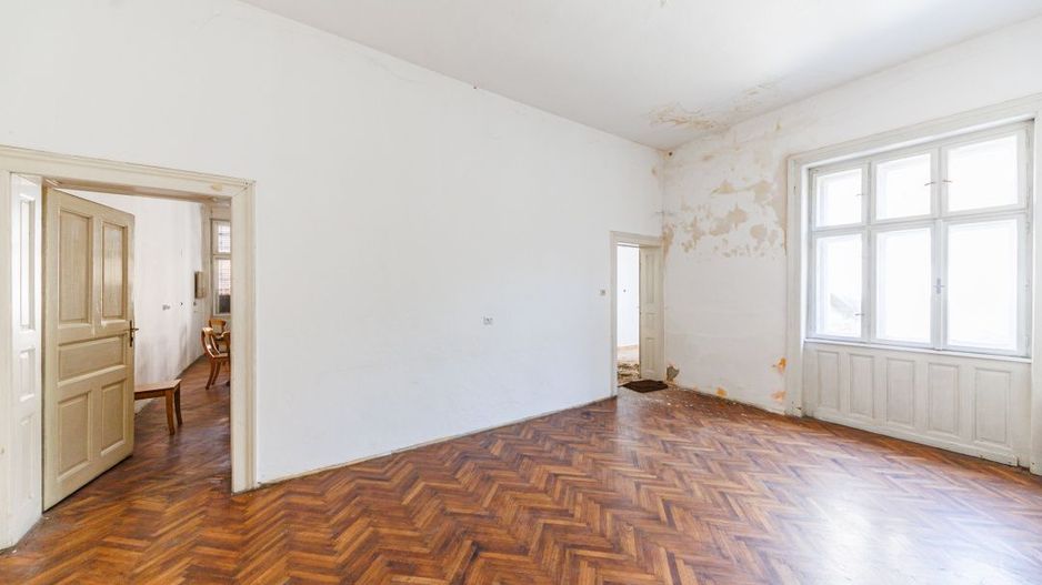 Zona istorică Traian–6 apartamente în imobil cu potențial, 621 mp, 759 mp teren - Poză 9