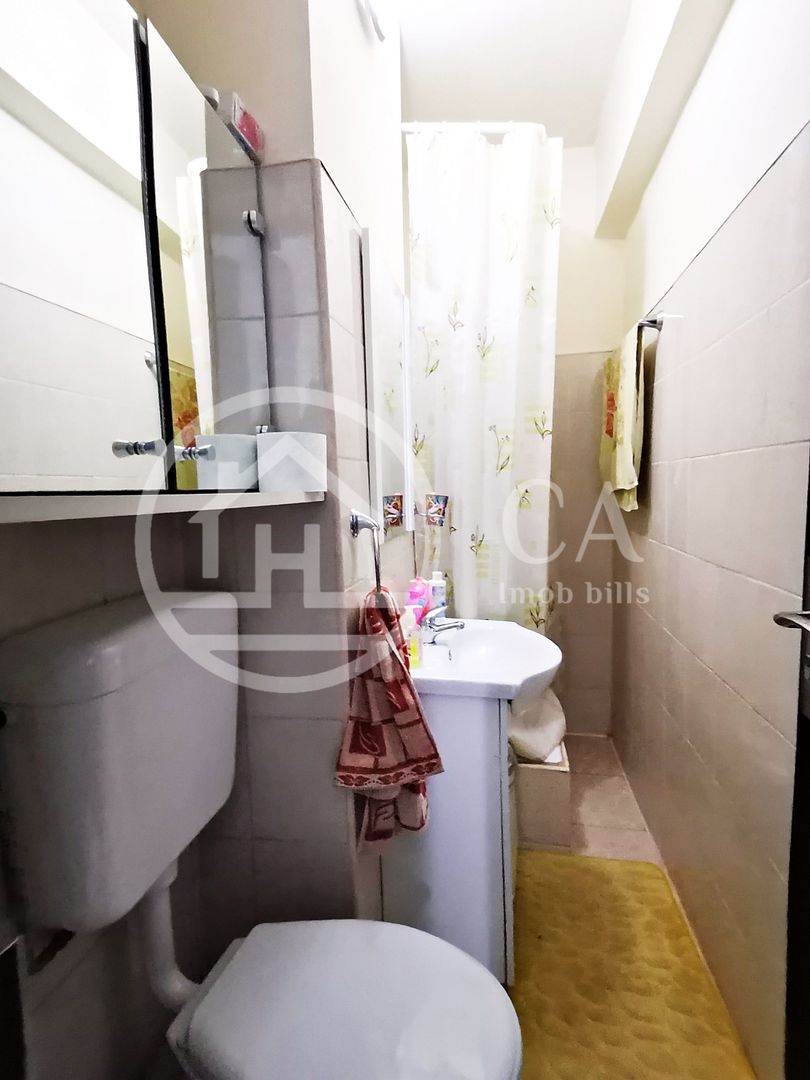 Apartament cu 4 camere de vanzare in Decebal, Oradea - Poză 5