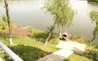 BRANESTI, cu deschidere la Balta Branesti, inchiriere vila 7 camere - Poză 21