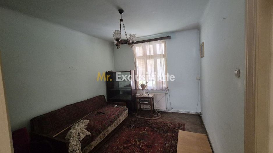 Apartament sic intr-un bloc vila interbelica - Poză 4