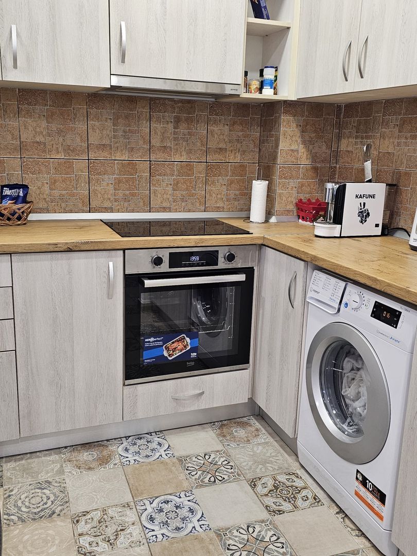 Apartament 2 dormitoare, Iuliu Maniu. 480 E/lună. Comision 0 - Poză 13