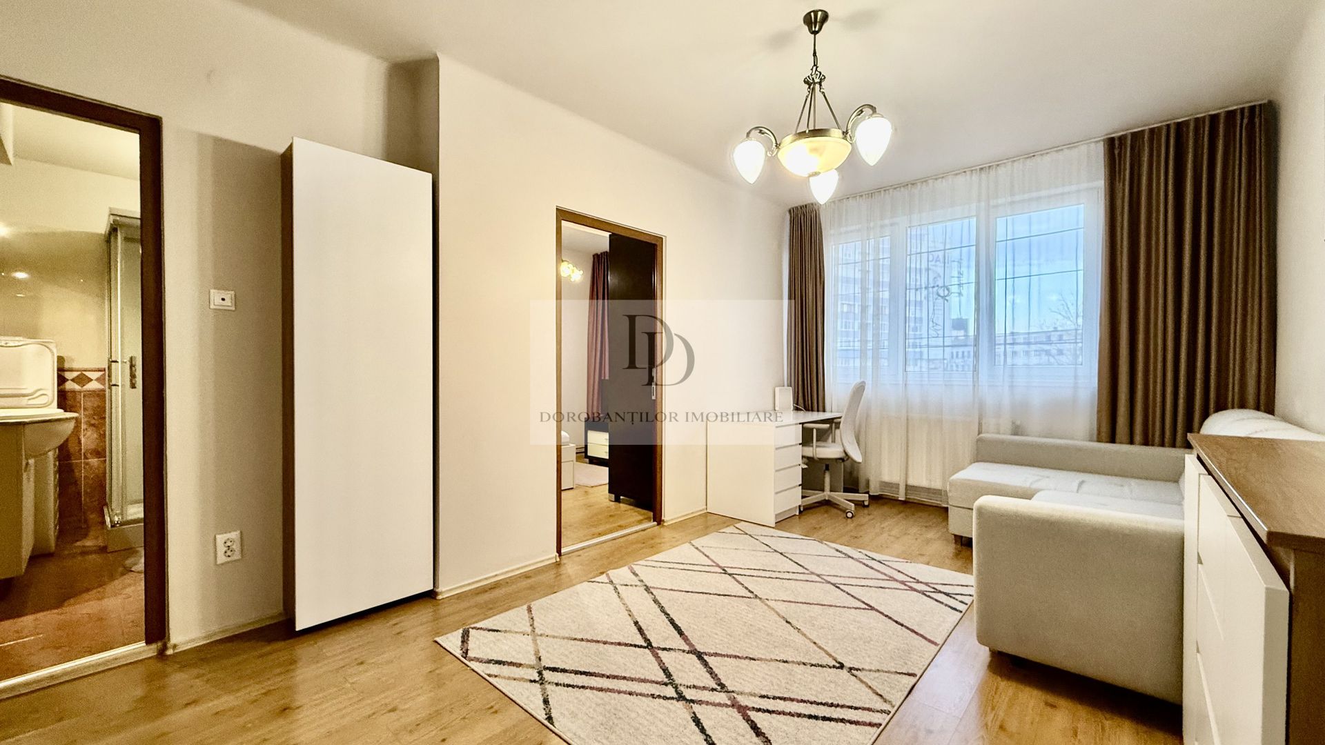 Apartament cu 2 camere de inchiriat -CENTRAL-Piata Mihai Viteazu - Poză 2