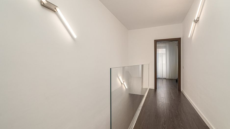 Casă ideală pentru familie–4 camere, curte amenajată, complex privat-securizat - Poză 21