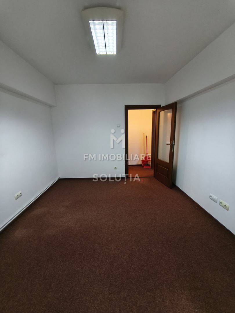 Spațiu birouri / Ap. 3 camere | Bd. București | Zona OCPI/ Don Pio - Poză 11