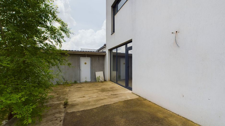 Casă în Dumbrăvița lângă pădure - Poză 10