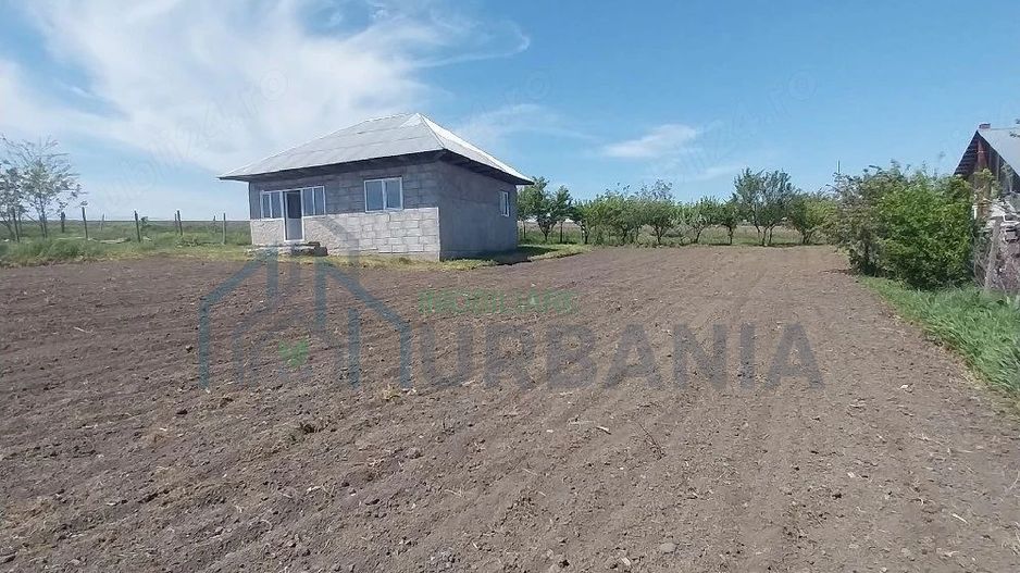 Casă de vânzare, Avântu Românești, Iași – teren concesionat 1300 mp - Poză 3