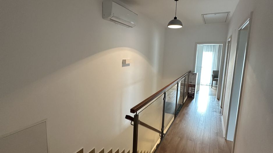 Duplex cu 5 camere de vanzare  în zona Aradului - Poză 22