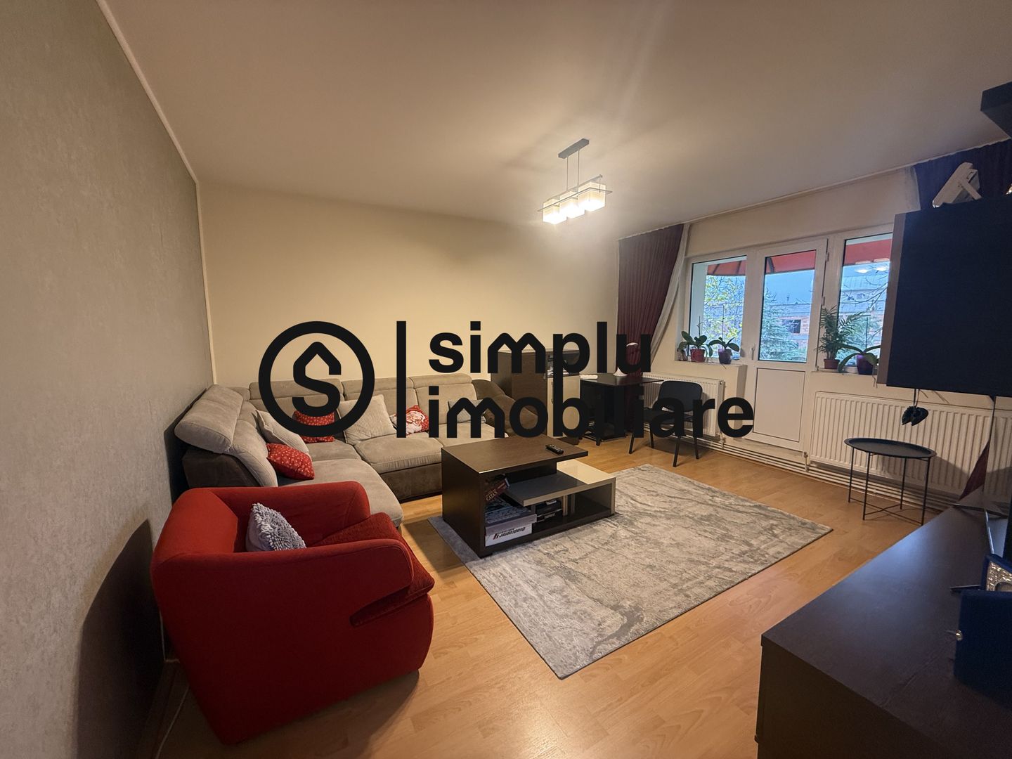 Apartament 3 camere decomandate Central et 2/4 - Poză 2