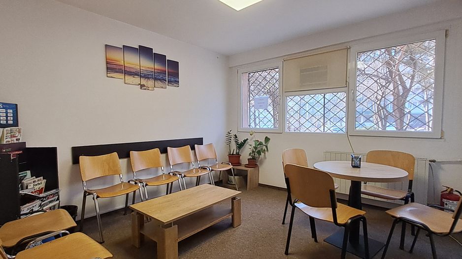 Spatiu stradal | Ideal Birou | Sos. Viilor - Poză 1