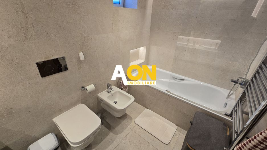Apartament 3 Camere, Superfinisat, Zona Centru, cu Garaj - Poză 10