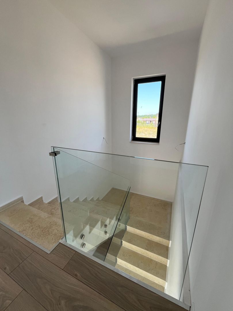Casa individuala 5 camere, teren 704 mp - 163 mp utili, cel mai mare din zona - Poză 14
