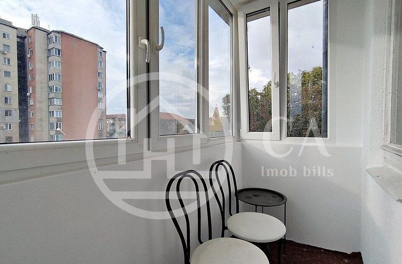 Apartament cu 2 camere de vanzare in zona Rogerius, Oradea - Poză 9