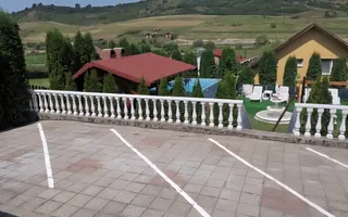 Casă individuală 310mp utili, 8 camere, piscină - Poză 24