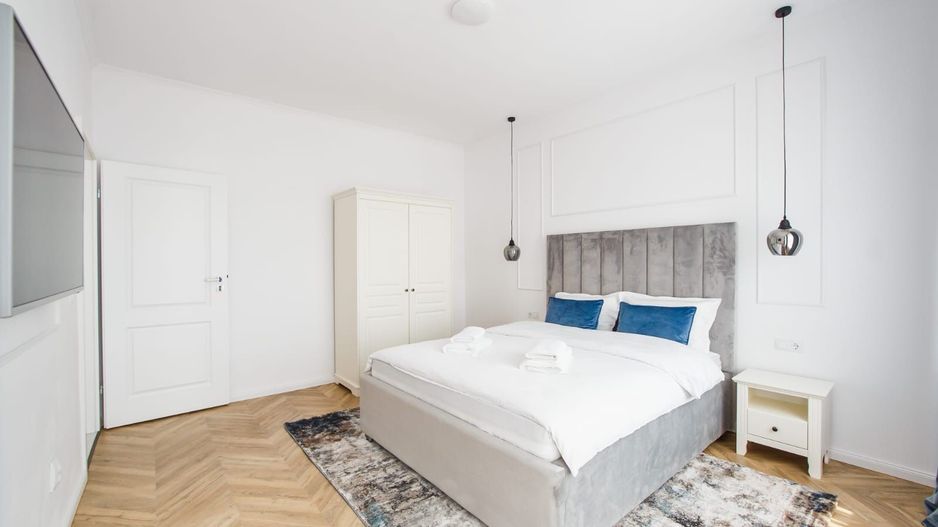 Apartament de închiriat la casă - Poză 2