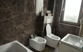 De vanzare apartament si loc de parcare - Poză 5