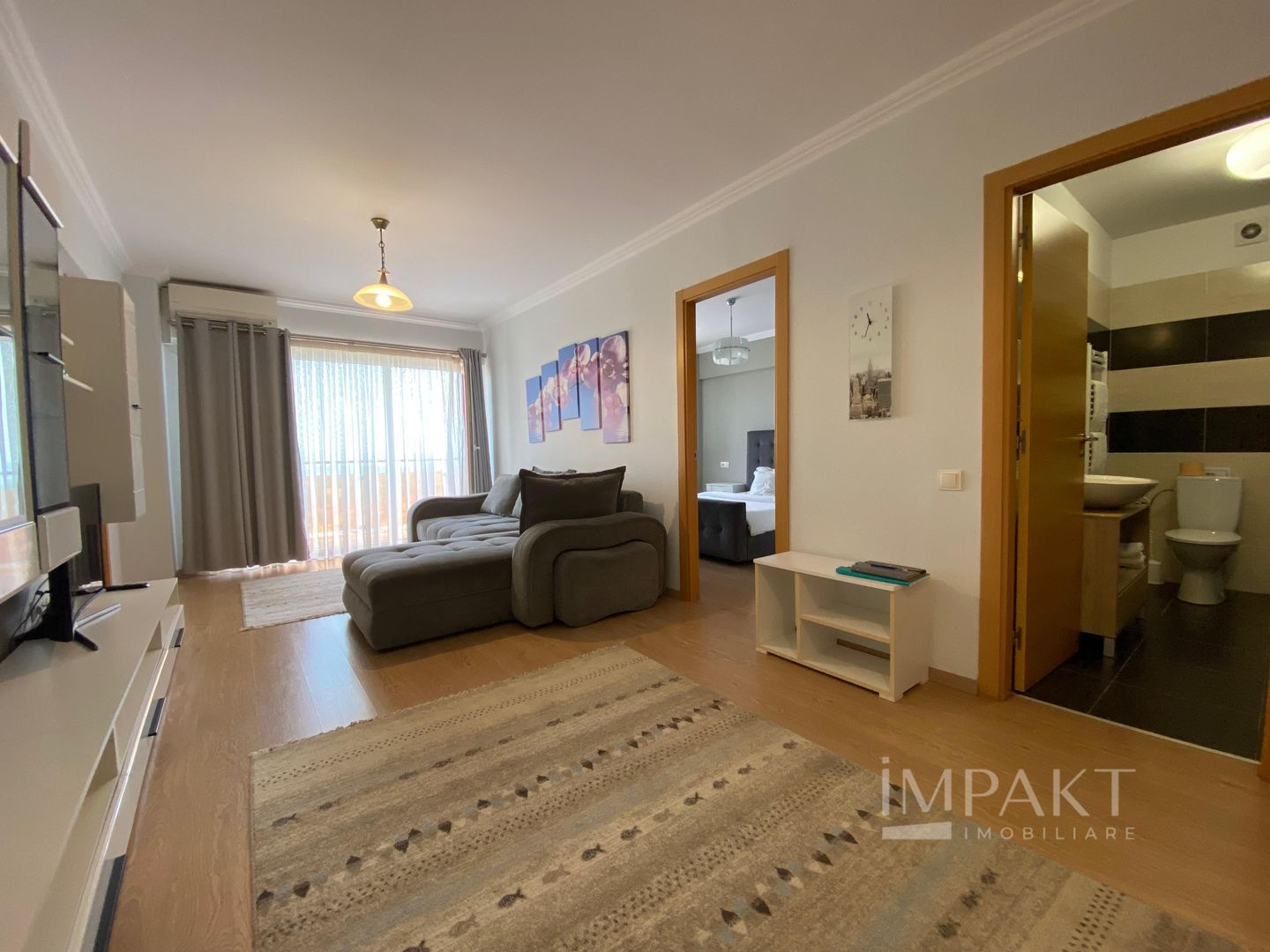 Apartament de inchiriat cu 2 camere, zona Viva City! - Poză 1