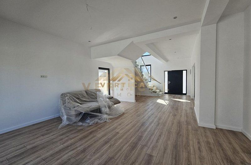 Vila deosebita in comuna Berceni - Poză 7