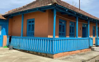 Casă de tip tradițional locuibilă, Bacu, comuna Ipatele, județul Iași - Poză 1