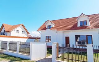 Vila cu stil in Izvor-Tarlungeni - Poză 16