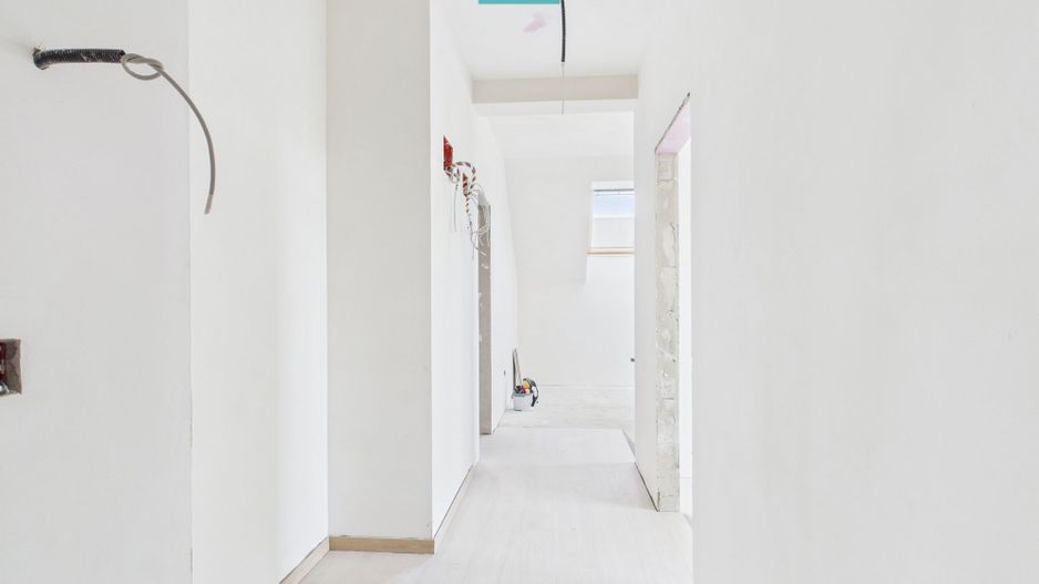 Apartament 54 mp spațios la mansardă în Freidorf - Poză 3
