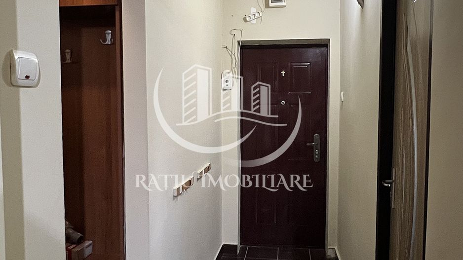 Apartament cu 3 camere | Etaj 2 | Centru Civic | Oradea - Poză 12