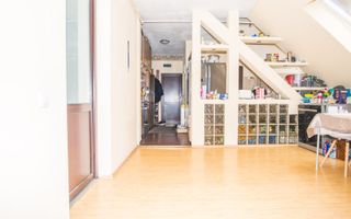 15 Noiembrie, apartament la mansardă - Poză 6