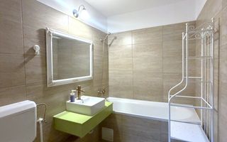 4 camere etaj 2 bloc 1982 vedere spate Teiul Doamnei - Poză 7
