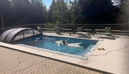 Casă de vacanța / Vilă în Păltiniș cu piscina acoperită și încălzită