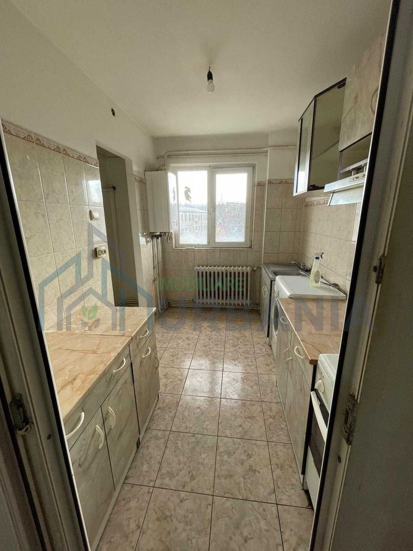 Apartament 3 camere, decomandat, în zona Cantemir - Podul de Piatră, Iași - Poză 4