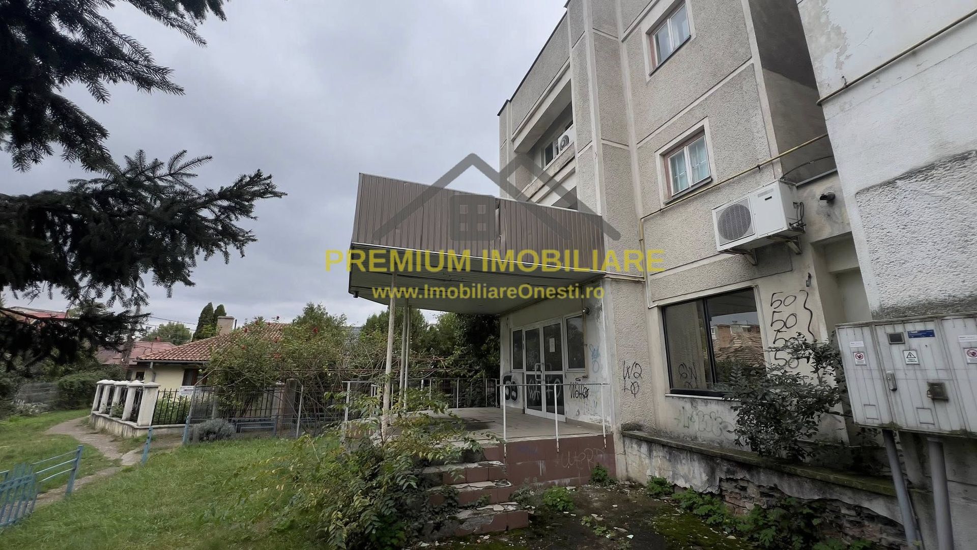 CLADIRE DE BIROURI - Poză 2